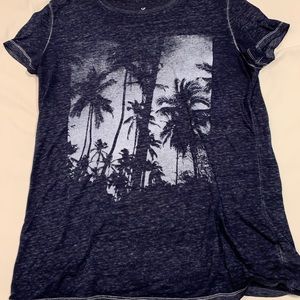 American Eagle T-shirt